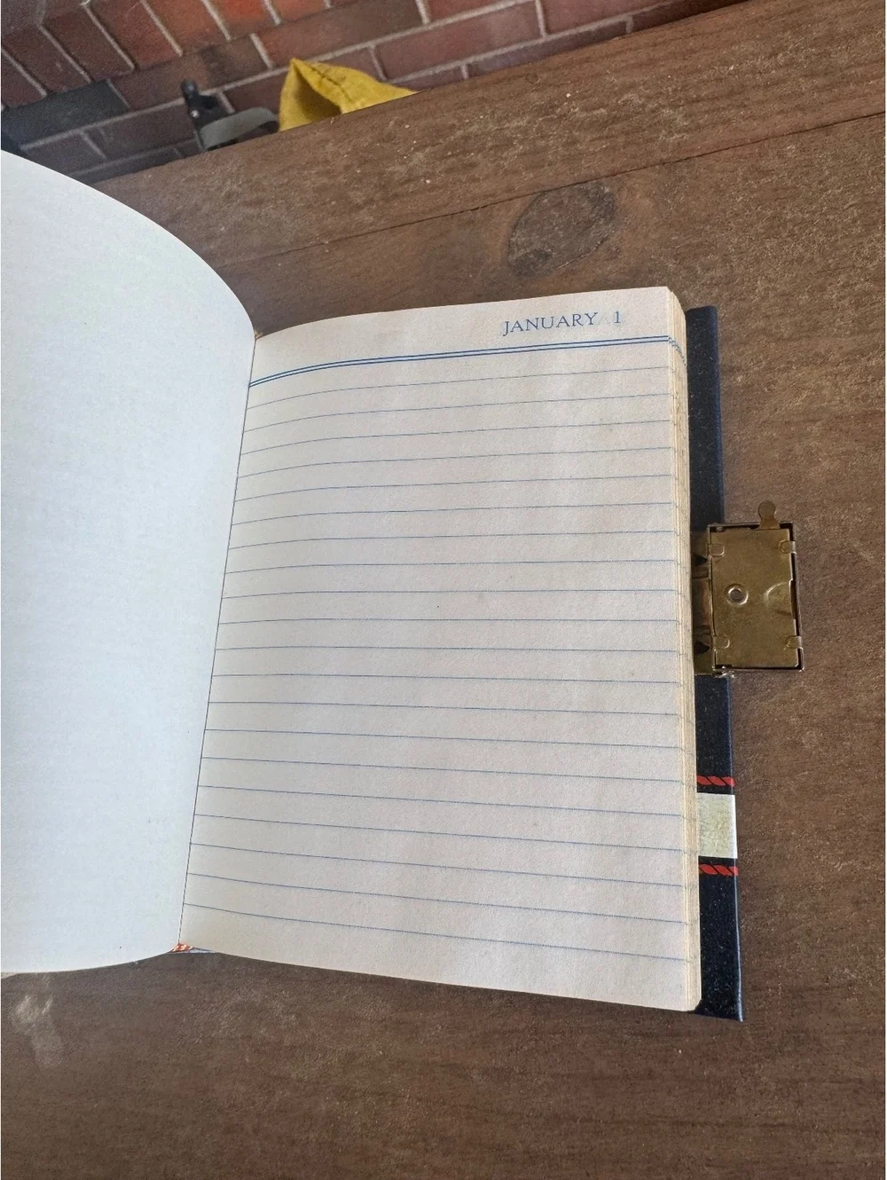 Vintage 80s locked diary blue whale retro